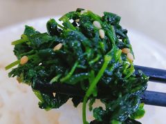 -粮食酒店