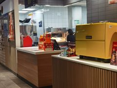 -麦当劳(百联西郊购物中心店)