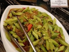 -紫玥铂尔曼酒店零点餐厅