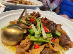 -坛宗剁椒鱼头(河西王府井店)