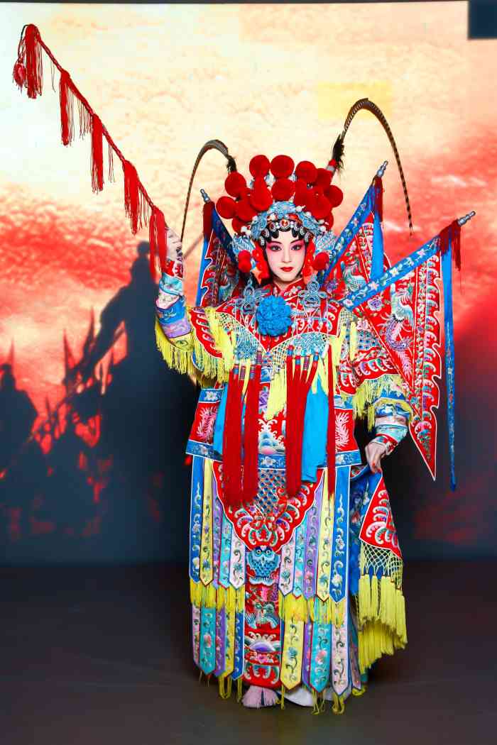 粉墨浓妆京剧摄影-"想了两年,终于圆了京剧写真梦,刘老师化妆.