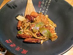 -风光老灶麻辣香锅(大成路翠微百货店)