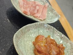 -臻牛烤肉