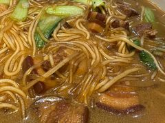 猪肉炖粉条-东北哈尔滨酱骨头馆房掌柜铁锅炖