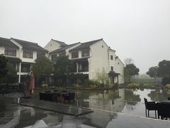 -梁鸿湿地丽笙度假酒店大堂吧