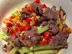 -洞庭土菜小炒馆(易发广场店)