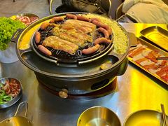 -胡悦里韩式烤肉(芝罘万达广场店)