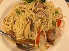 白汁烟熏鸭胸意面-佰搭果·广式茶餐厅(西华路店)