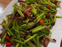 -自贡盐帮菜·玩辣餐厅(樱花园西街店)