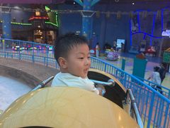 -蓝精灵乐园·世茂精灵之城主题乐园