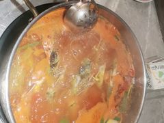 -野山舂·贵州现舂酸汤牛肉(民生路店)