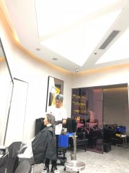 -变画·发型STUDIO