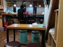 大堂-家味螺蛳粉&烤鱼(安远路店)