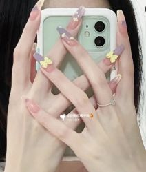 -莉娜美睫·穿戴甲