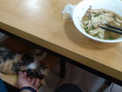 牛肉罩火烧-清真·白家牛肉罩火烧老店(育才街店)