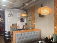 -灶知轩湘西石锅鱼(万佳广场店)