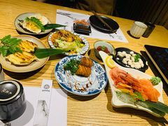 -枝魯枝魯自助料理
