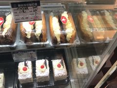 -白玉兰食品(中山公园龙之梦店)