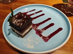 -米德维奇俄式西餐厅(西六道街店)