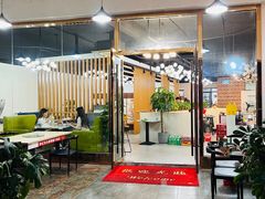 -休记光头香辣蟹干锅店(衣冠庙店)