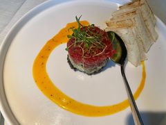 牛肉塔塔配牛油果黑橄榄酱-Solo(衡山路店)