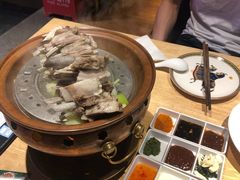 蒙料一八手把肉-蒙料·手把肉(望京店)