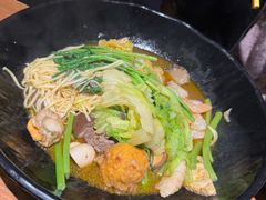 -万记麻辣烫国展总店