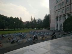 -成都大学-图书馆