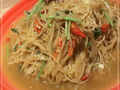 -先启半步颠小酒馆(常熟万达广场店)