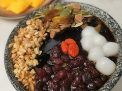 -菌子鲜汤野生菌锅