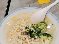-小杨生煎(白玉兰广场店)