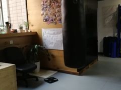 -豹变搏击俱乐部(玉城大厦店)