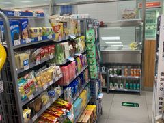 -便利蜂(创展大厦102号店)