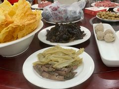 -五指山生态小黄牛(皮皮虾海鲜广场店)