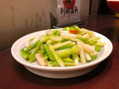 芦笋炒藕带-上名堂·鱼头好吃(体育场路店)