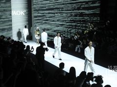 -欢乐海岸椰林沙滩-2025湾区超级灯会