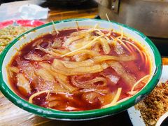 -咏勝锑锅麻辣烫(净居寺路总店)