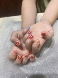 -屿晴·科技美肤SPA美甲美睫