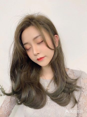 夏季发色，谁染送给好看