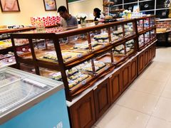 面包甜点陈列柜-丹香(青岛南京路店)