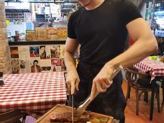 （帅哥）烤牛排-安立可意大利美食