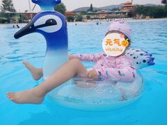 -汤山欢乐水世界