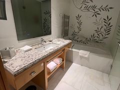 -上海静安香格里拉大酒店