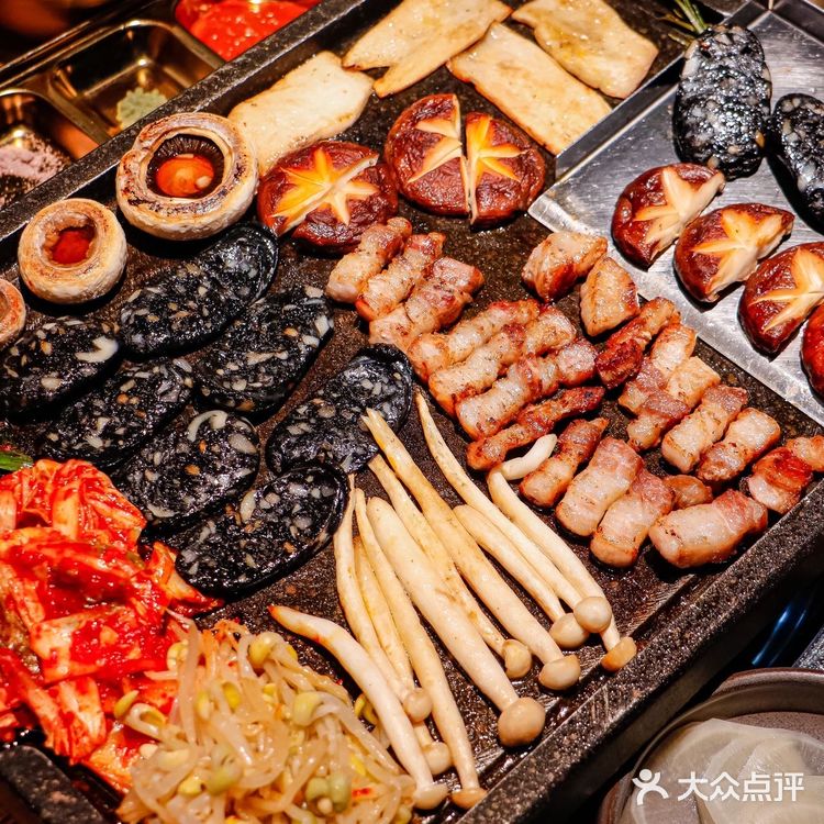 What❓冰面配烤肉[惊恐]这是什么神仙吃法‼️