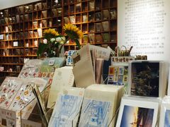 -猫的天空之城概念书店(印象城购物中心店)