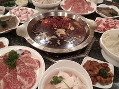 -山城年华老火锅(玉林店)