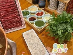 手打鲜虾滑-乐宴·老北京铜火锅(桂庙店)