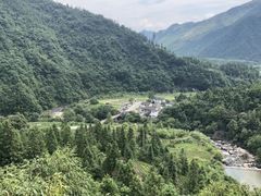 -祁门牯牛降观音堂风景区