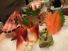 -山川小町·极番烧肉(新地假日广场店)