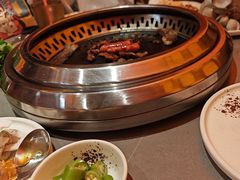 -黑金·寻焰自助百汇·烤肉·火锅(中街店)